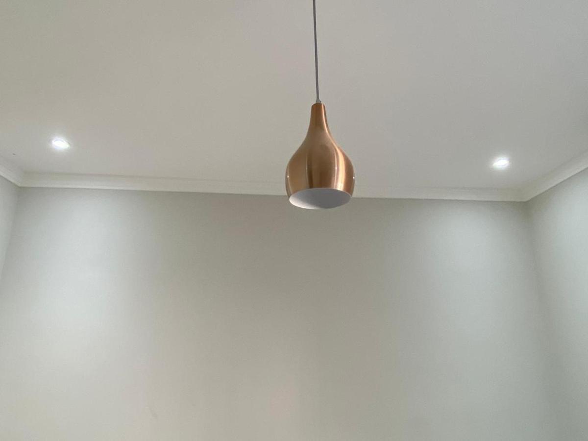 Hotel Quintino - Metro Se -Localizado No Coracao De Sao Paulo Proximo Ao Bras E 25 De Marco Com Estacionamento No Local Gratis Экстерьер фото A pendant light